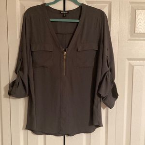 Express long sleeve blouse. Size xl. 3/4 length roll up sleeves.